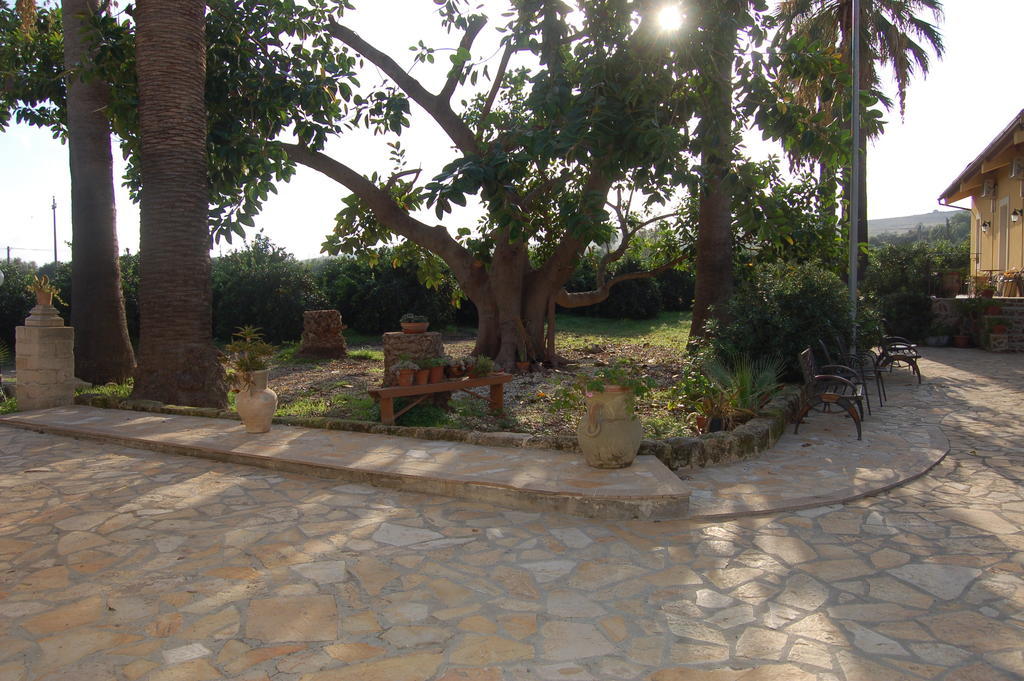 Il Giardino Del Sole Vila Agnone Bagni Exterior foto