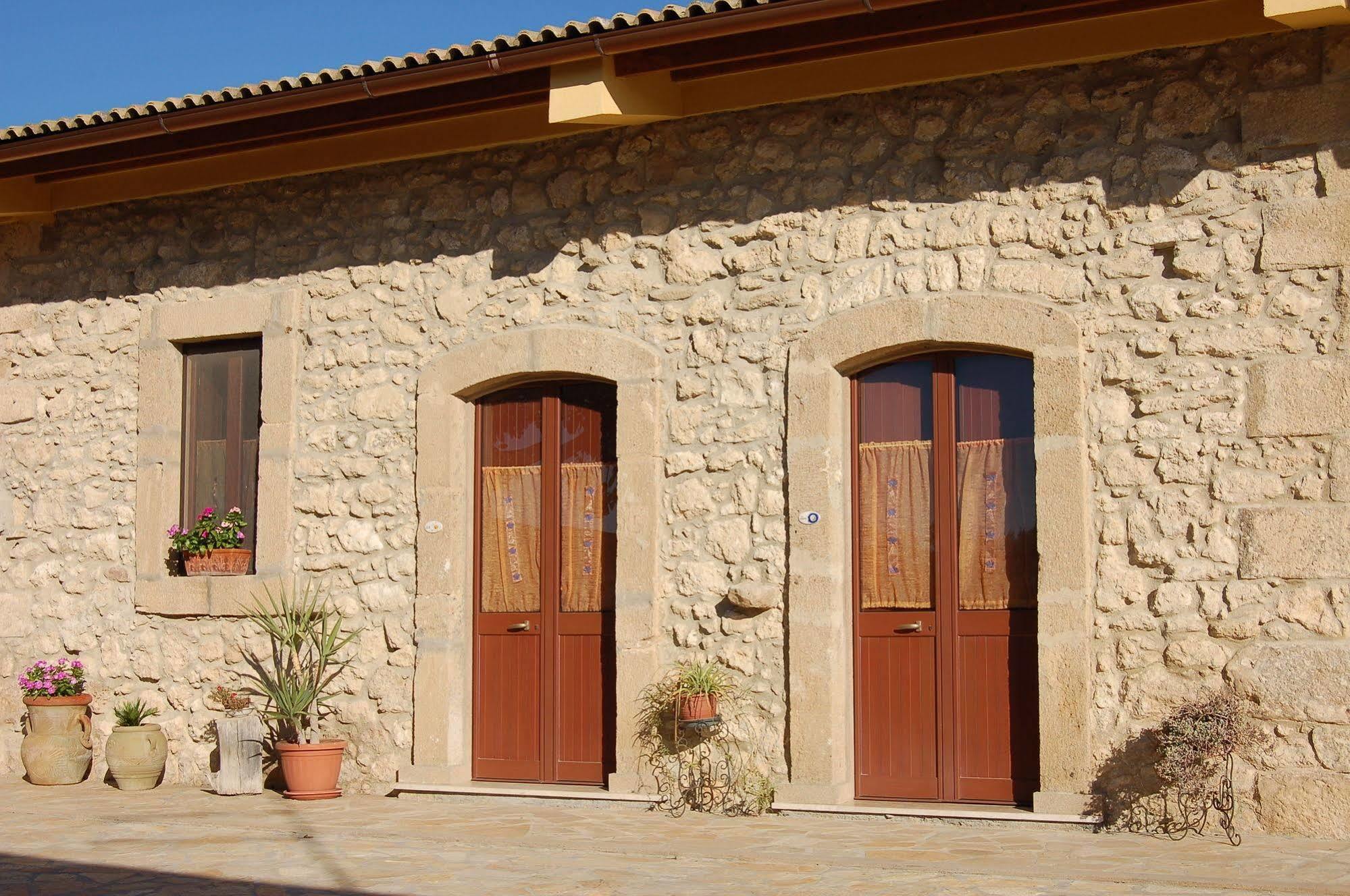 Il Giardino Del Sole Vila Agnone Bagni Exterior foto