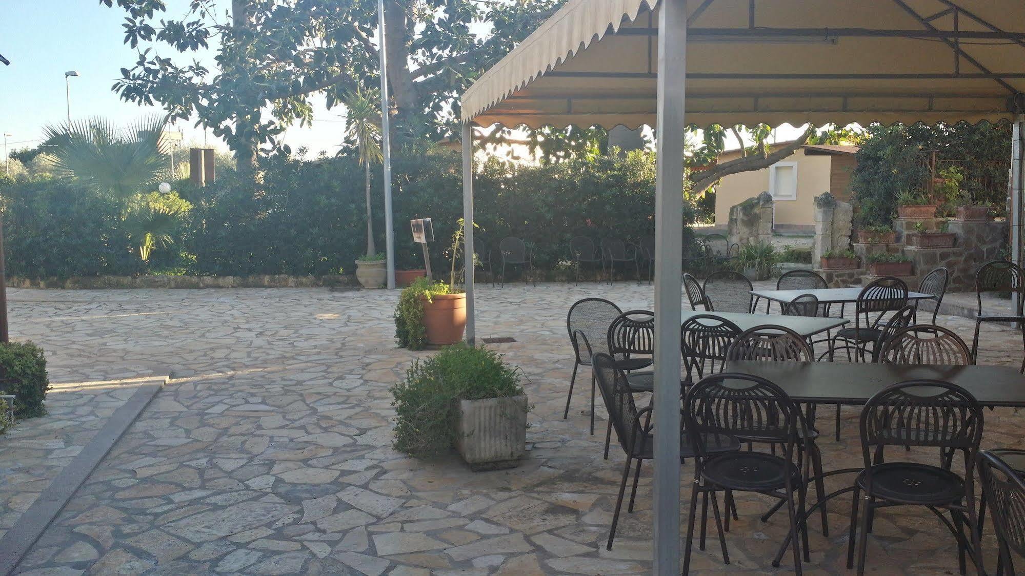 Il Giardino Del Sole Vila Agnone Bagni Exterior foto